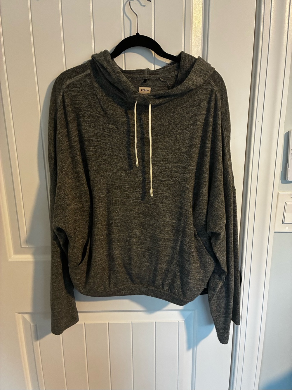 Prana Charcoal Gray Hoodie Sweatshirt